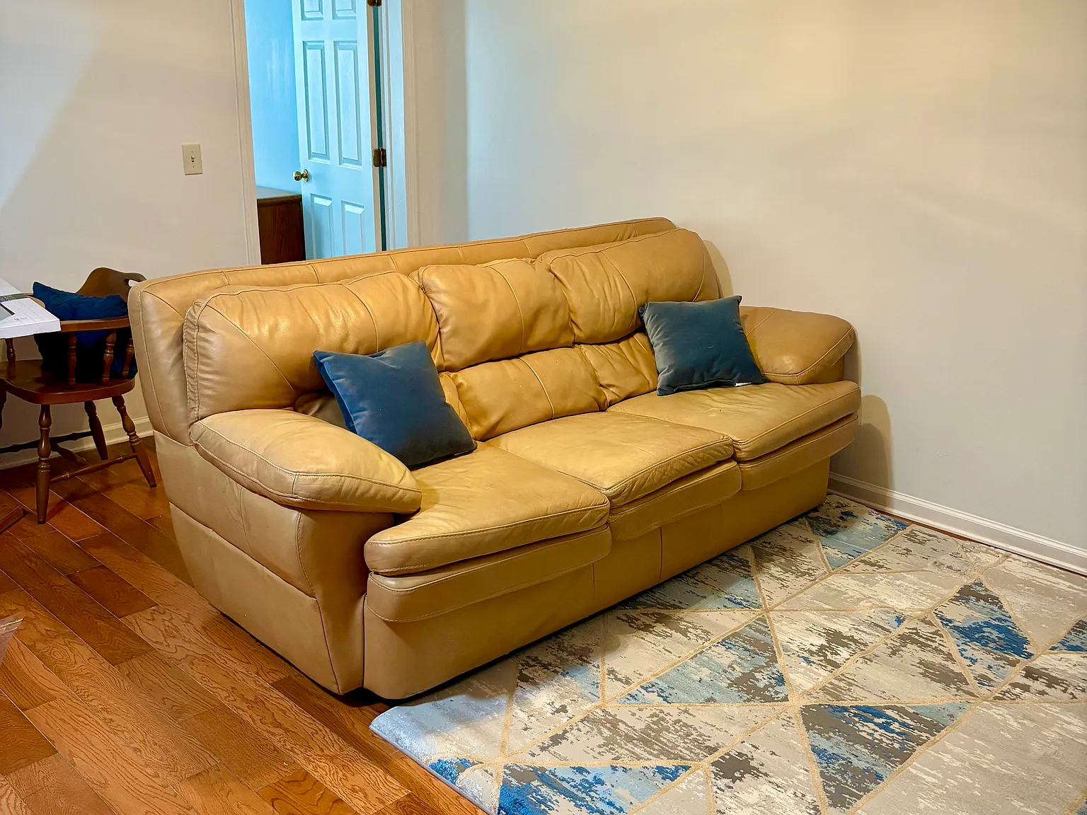 301 E Sullivan St | 6 — Photo 3