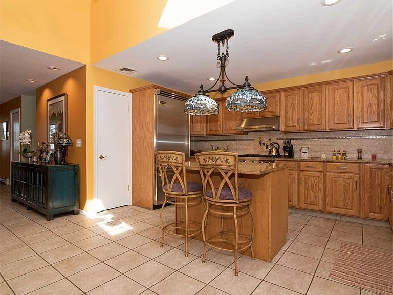 39 Wylde Rd Mount Sinai, NY, 11766 Apartments for Rent Zillow