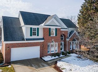 2433 Westwood Dr, Rochester Hills, MI 48306