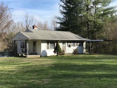 8180 Chatham Rd, Martinsville, VA, 24112