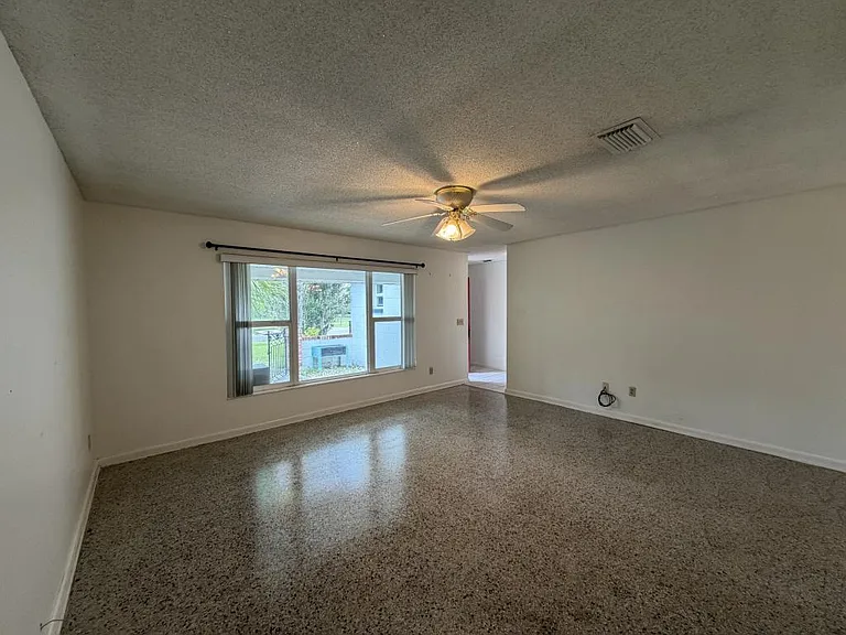 5035 Sharlene Dr — Photo 2