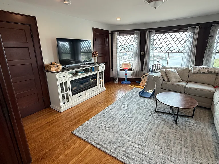47 Seaview Ave #3 — Photo 15