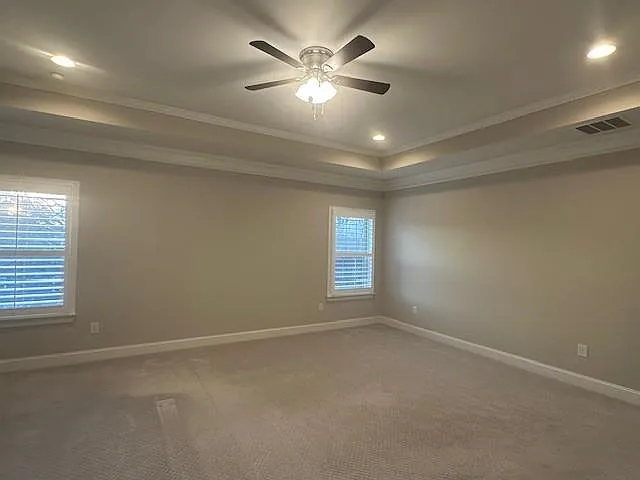311 Chesterfield Cv — Photo 16