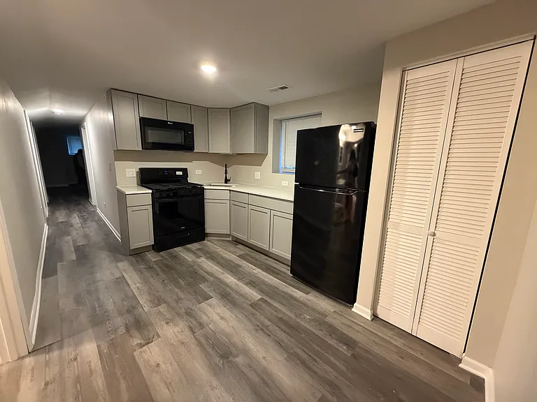 8744 S Saginaw Ave #G — Photo 4