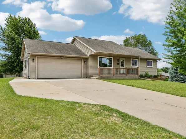 153 Kellie Marie Ct, Reedsburg, WI 53959