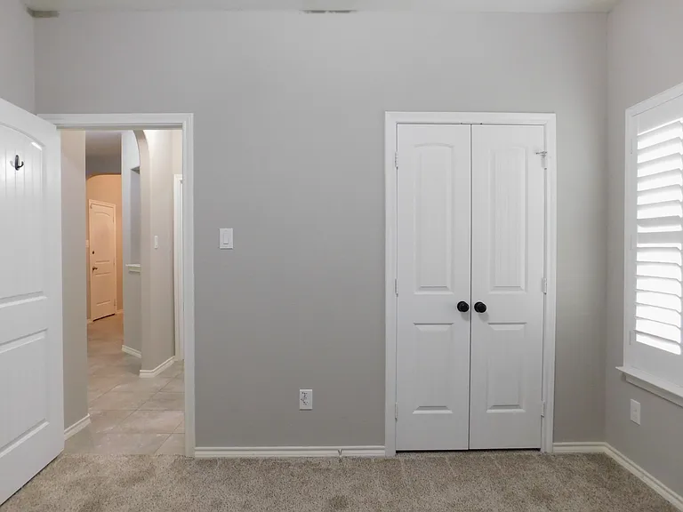 2401 Windhaven Dr — Photo 22