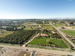 680 Meadow Oak Drive, Arroyo Grande, CA 93420