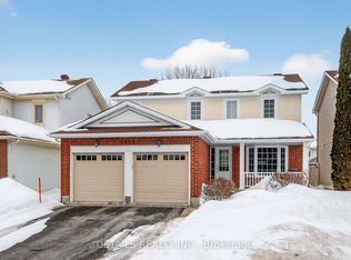 6105 Lariviere Cres, Ottawa, ON K1W 1C6