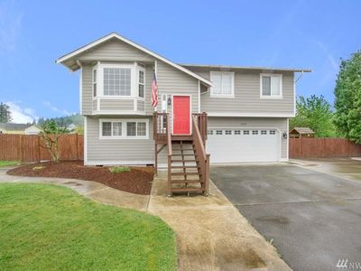 360 Elk Loop, Carbonado, WA, 98323