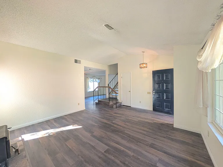 10988 Mira River Ct — Photo 5