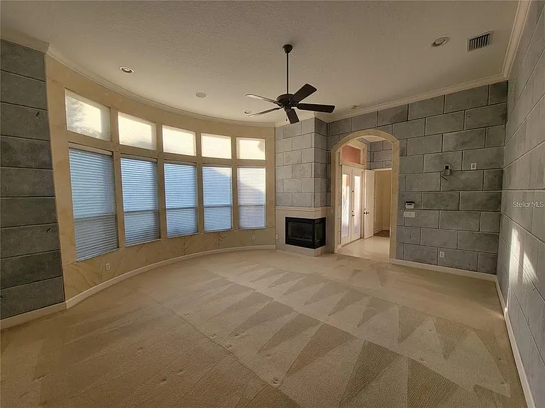 10209 Thurston Groves Blvd — Photo 55