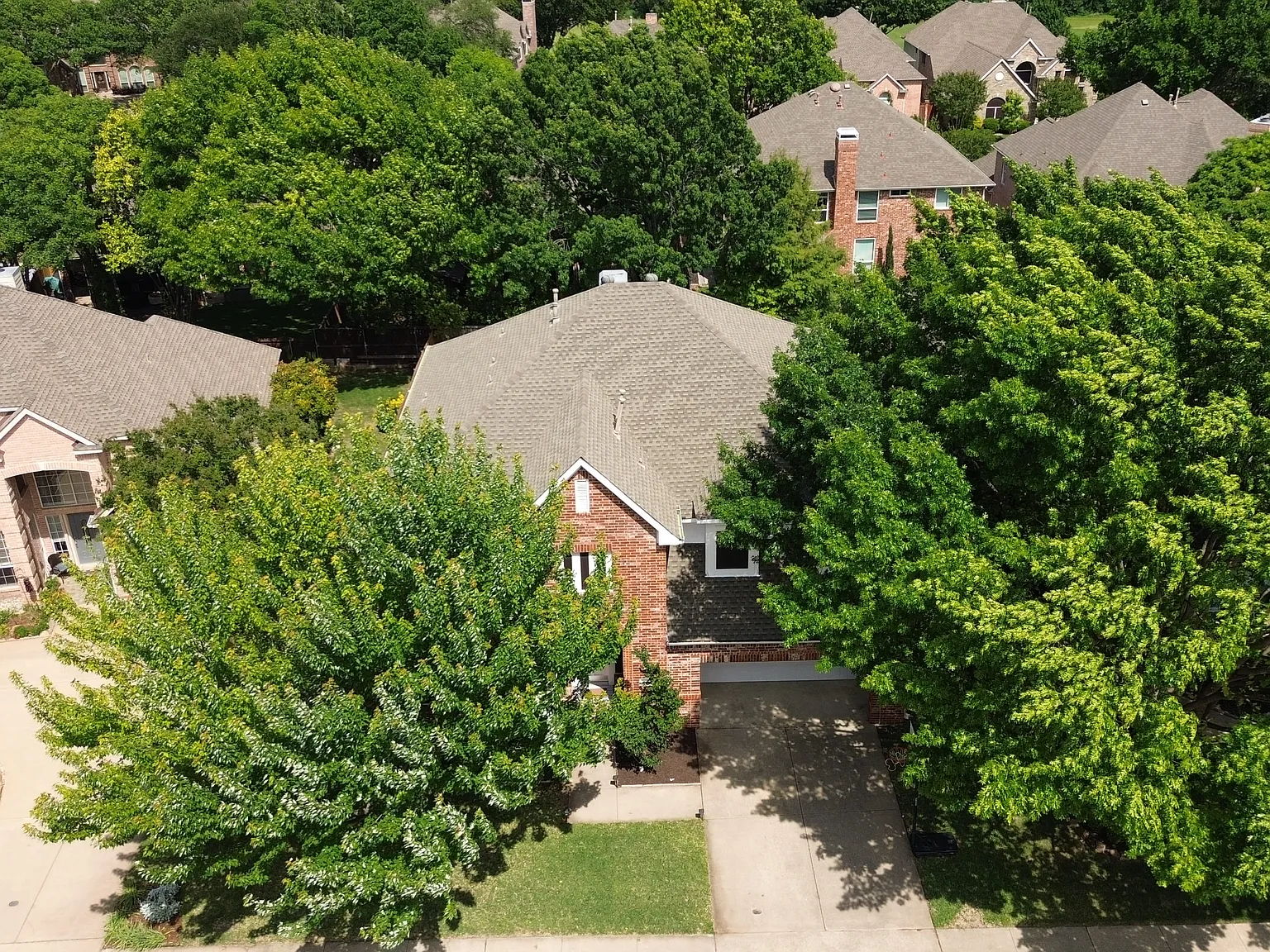 4 bed, 3246 sqft, $4,200 — Photo 2