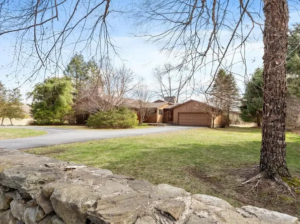 243 Concord Rd, Westford, MA 01886