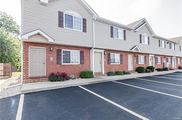 1st image of 720 Fountain View Dr APT A