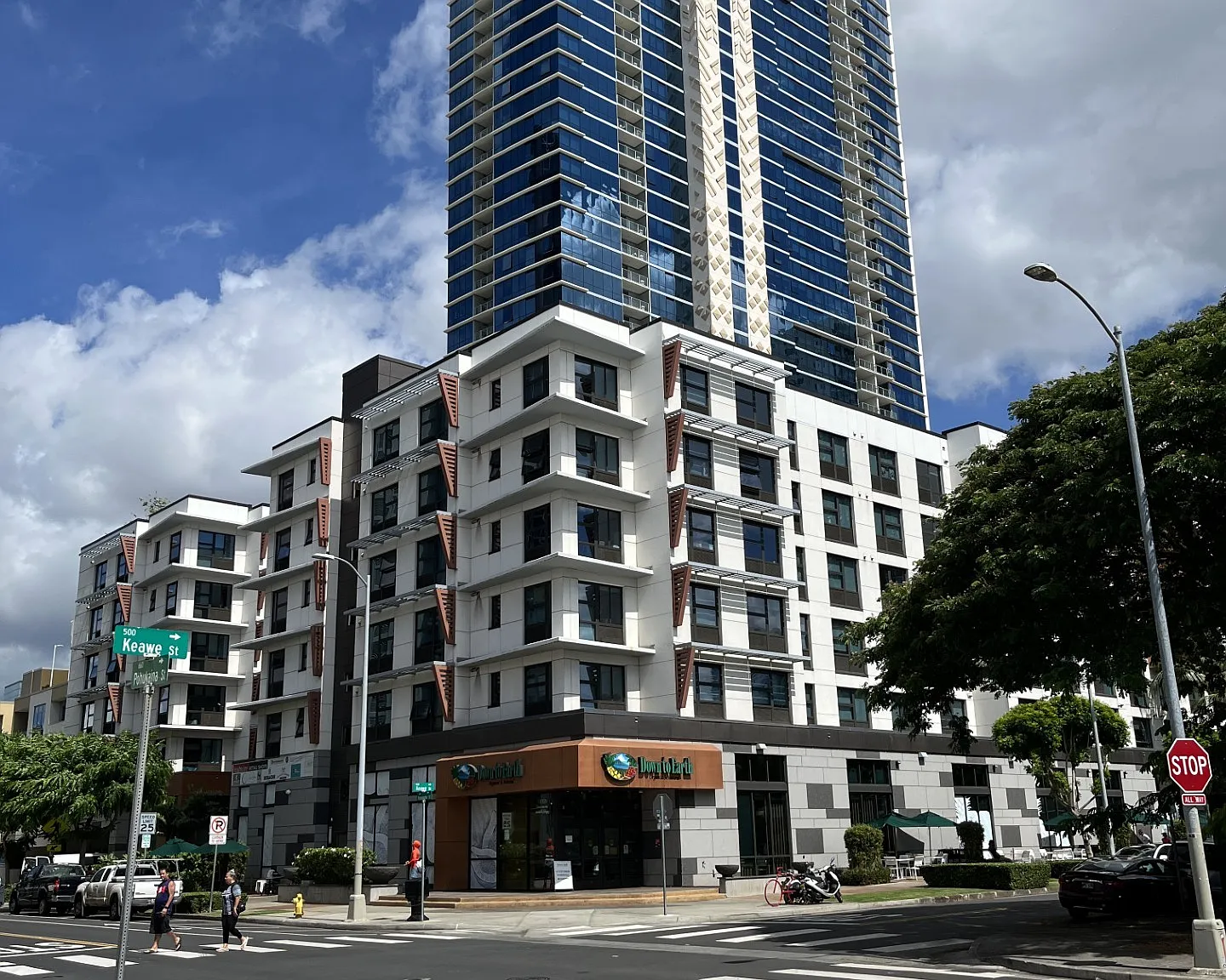 555 South St — Photo 1