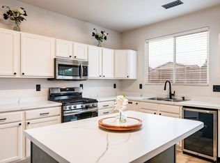 2419 Meadow Gate Trl SW, Albuquerque, NM 87121