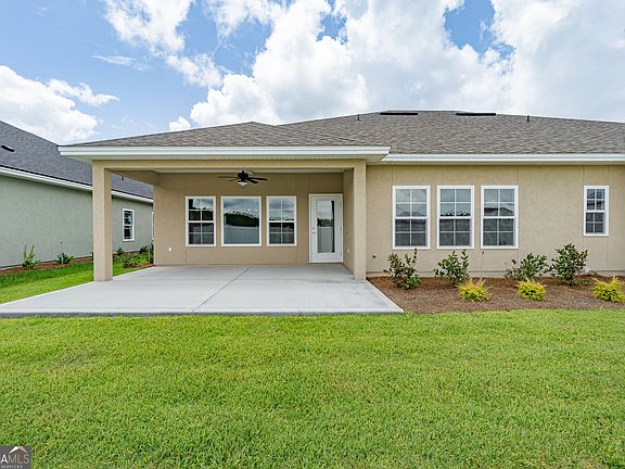 5th image of 216 The Villas Way