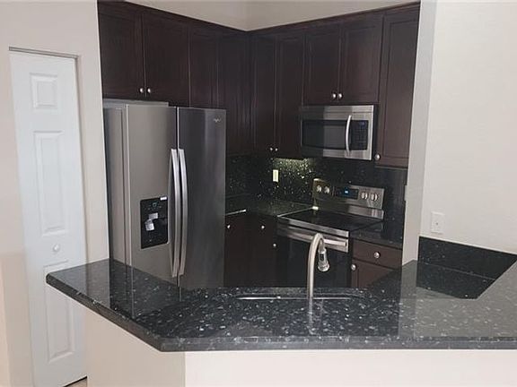2nd image of 5865 Hampton Hills Blvd #1A