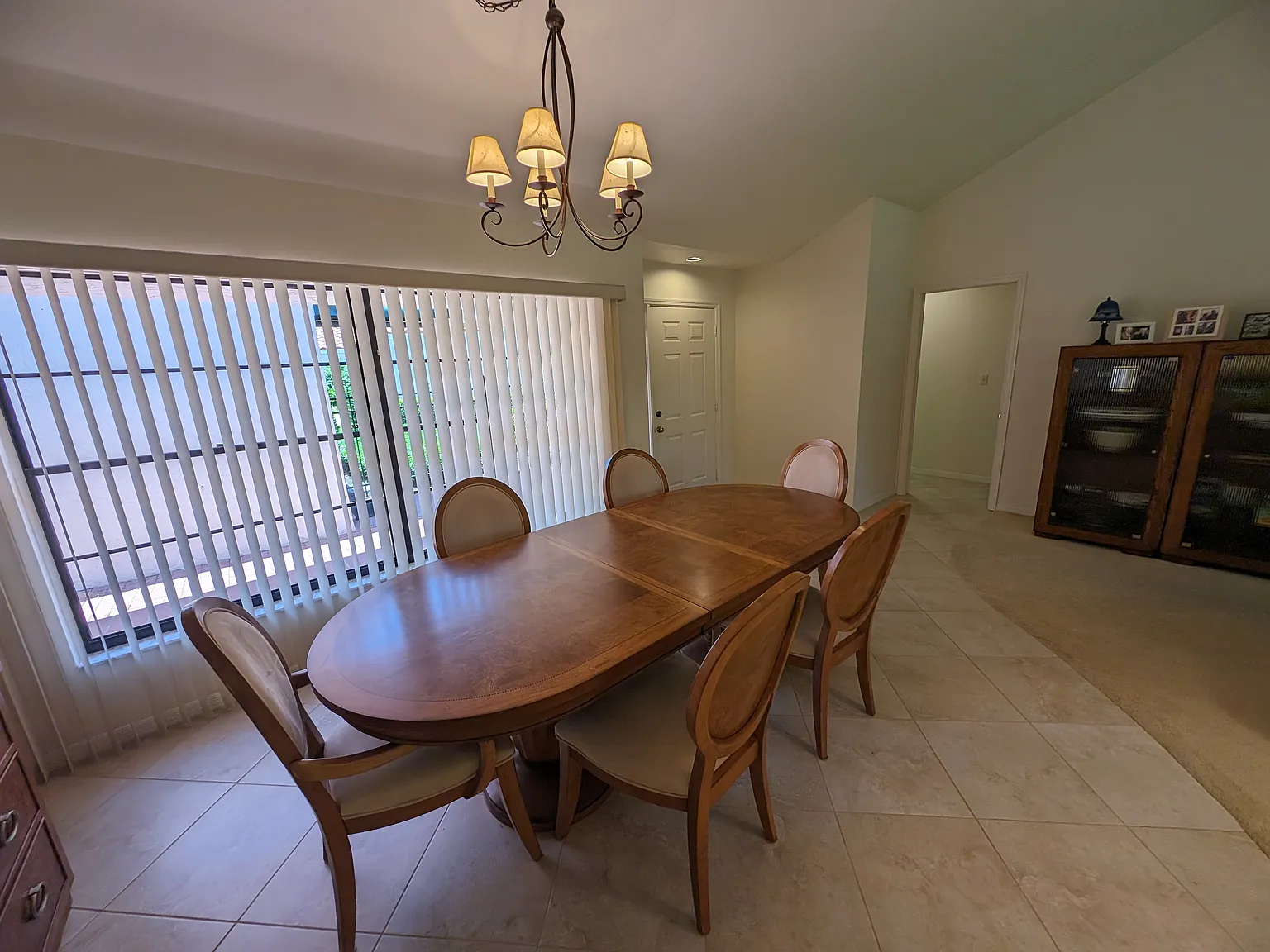 3 bed, 1610 sqft, $6,000 — Photo 2