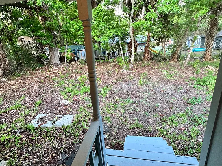 737 Florence St — Photo 10
