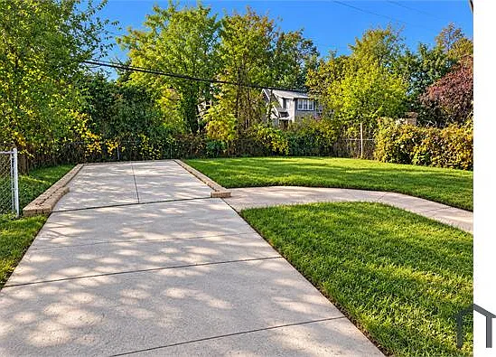 4 bed, $1,500 — Photo 4