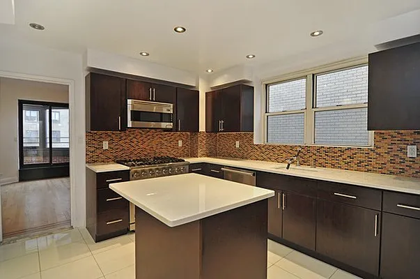 Rented by Penmark Realty | media 23