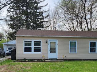 1805 Southwood Dr, Champaign, IL 61821