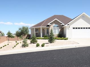 833 E La Croix Cir, Cedar City, UT 84721