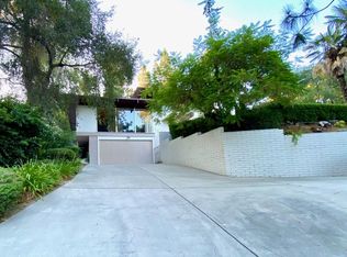 4041 Dover Rd, La Canada Flintridge, CA 91011