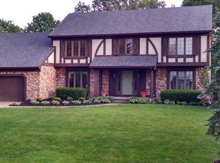 2506 Cardigan Dr, Akron, OH