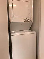 Rented by R New York