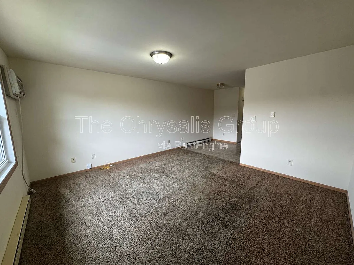 Building Photo - 1103 Carrie Ln #5