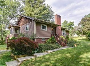 623 Ferncliff Ln, Hendersonville, NC 28791