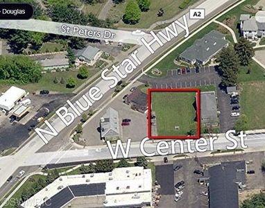 200 E Center St, Douglas, MI, 49406