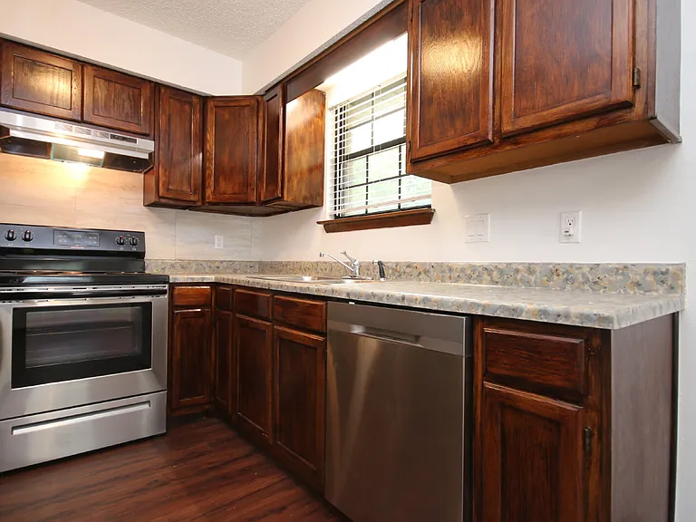 1455 Acorn Ln #F — Photo 9
