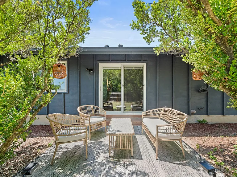 1510 Coronado Hills Dr — Photo 22