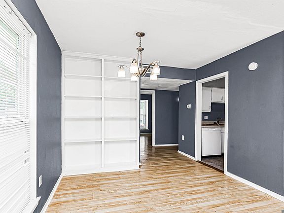 4th image of 4544 Earl Gros Ave