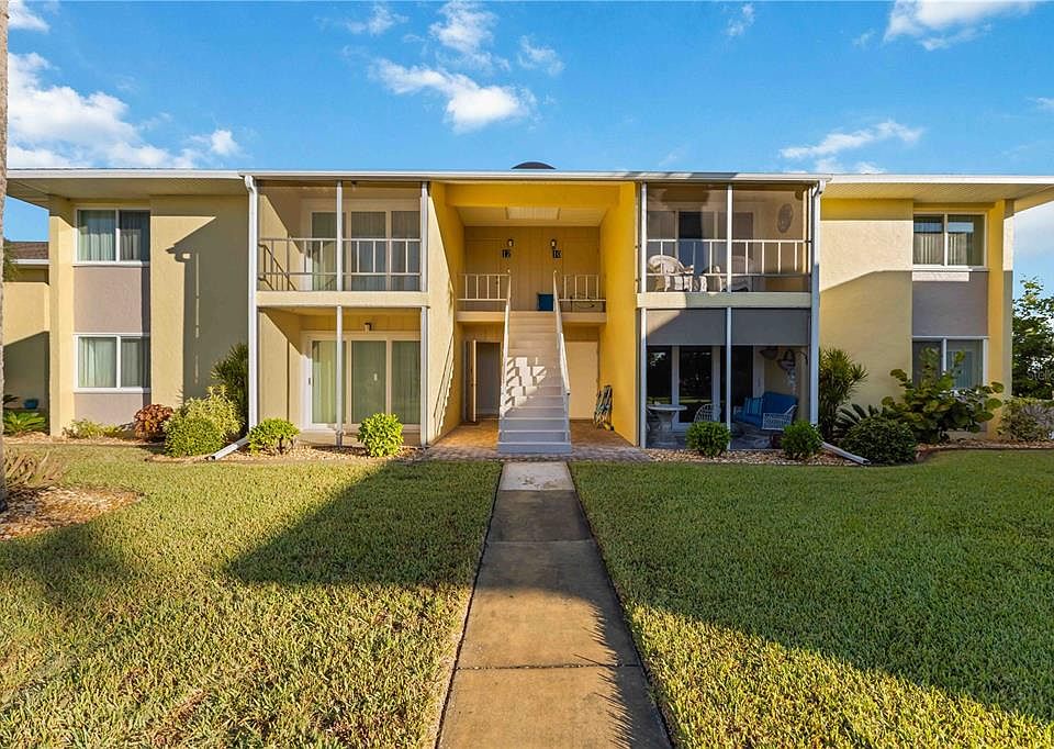 1st image of 101 Louella Ln APT 11