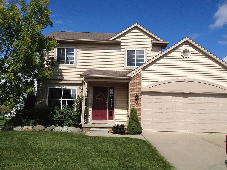 271 Andrea Ave photo 1