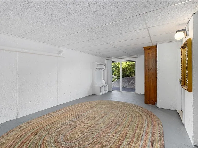 387 Main St #1 — Photo 16