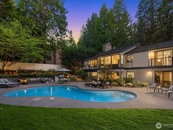 3212 211th Avenue NE, Sammamish, WA 98074