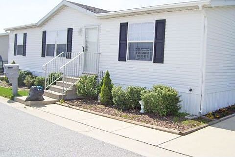 1st image of 3306 Jonquil Ln