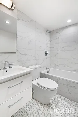 Sold by (Legacy) Elegran | media 22