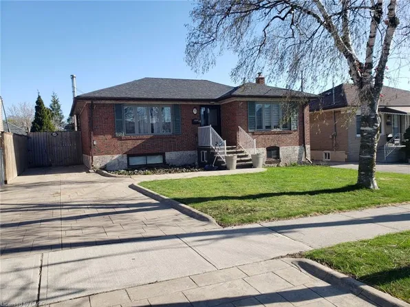 35 Marcia Ave, Toronto, ON M6B 2Y6