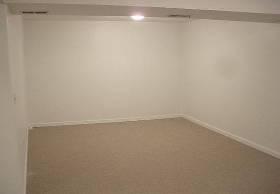 5th image of 1207 James St