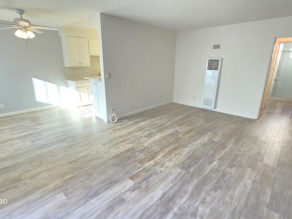 3rd image of 3012 S Veteran Ave #8