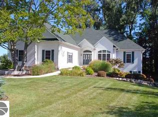 4492 Stoneridge Ct, Traverse City, MI 49684