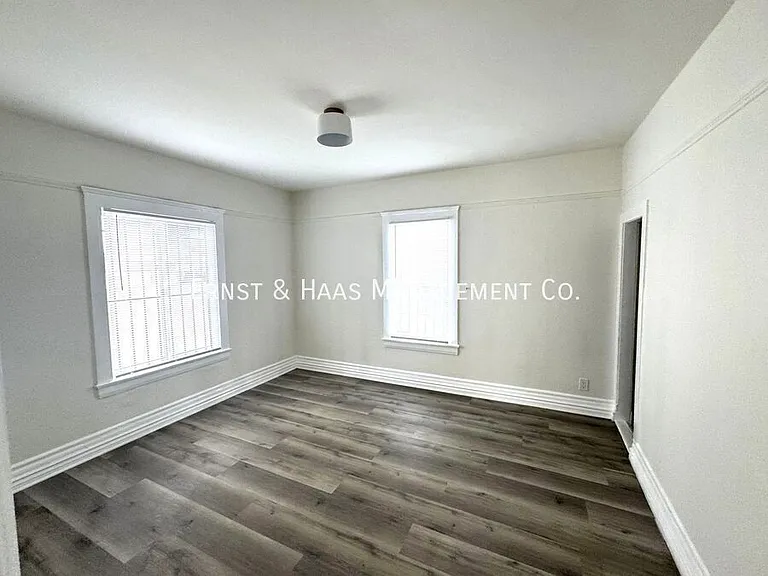 847 Cerritos Ave #9 — Photo 12