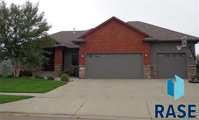1st image of 2028 S Abbeystone Cir