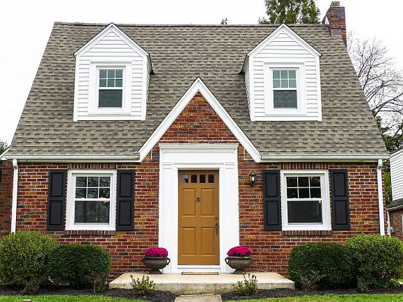 Clean lines and symmetry